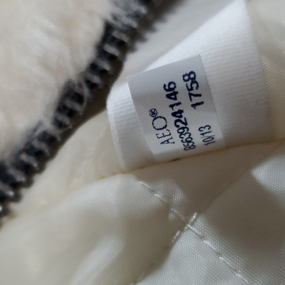 American Eagle  Outfitters size M/M Excellent conditions - Picture 17 of 17